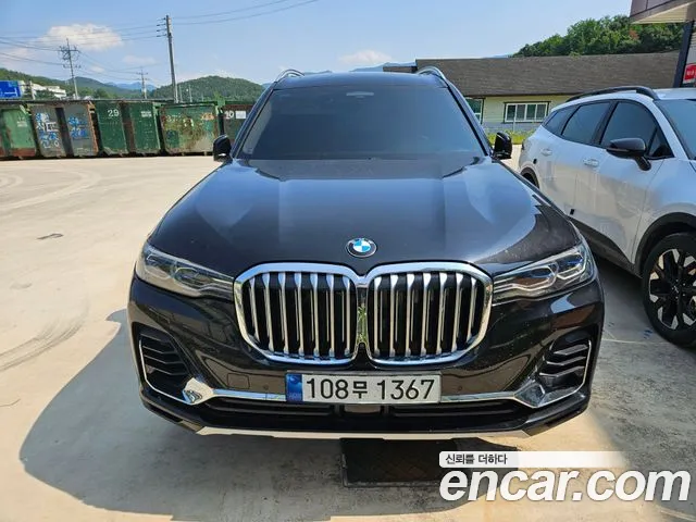 BMW X7 (G07) 2022 Черный из Кореи