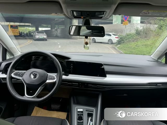 Volkswagen Golf 2024 Белый из Китая