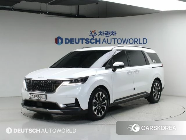 Kia Carnival 4th generation 2022 Белый из Кореи
