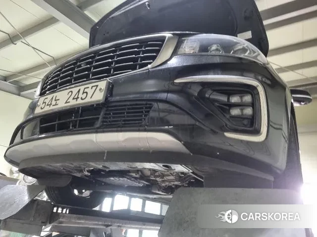 Kia The New Carnival 2018 Черный из Кореи