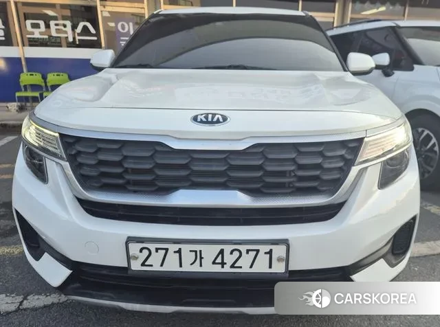 Kia Seltos 2020 Белый из Кореи