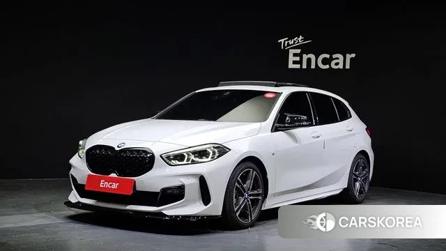 BMW 1 Series (F40) 2024 Белый из Кореи