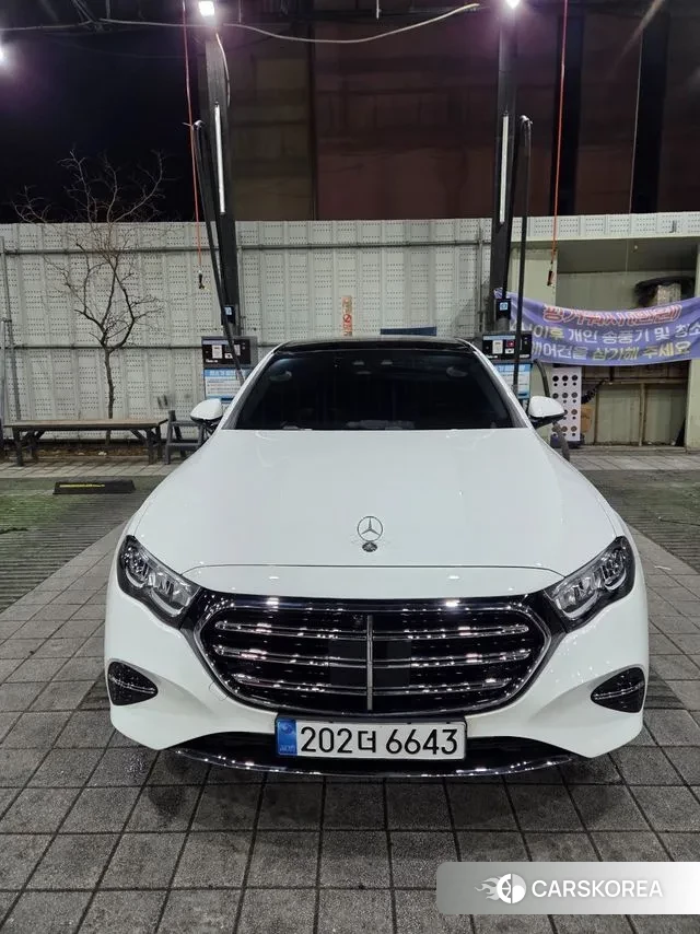 Mercedes-Benz E-Class W214 2024 Белый из Кореи