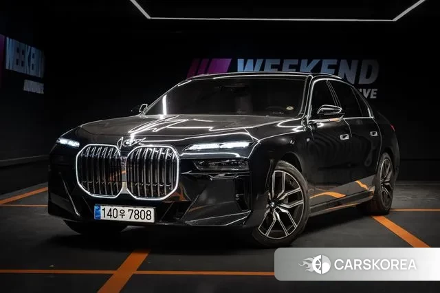 BMW 7 Series (G70) 2025 Черный из Кореи