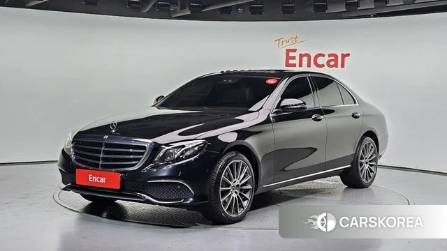 Mercedes-Benz E-Class W213 2019 Черный из Кореи