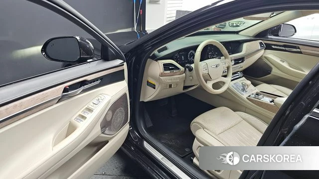 Genesis G90 2019 Черный из Кореи