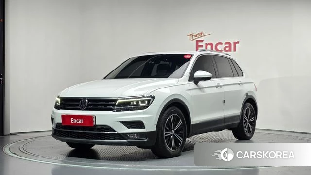 Volkswagen Tiguan second Generation 2019 Белый из Кореи
