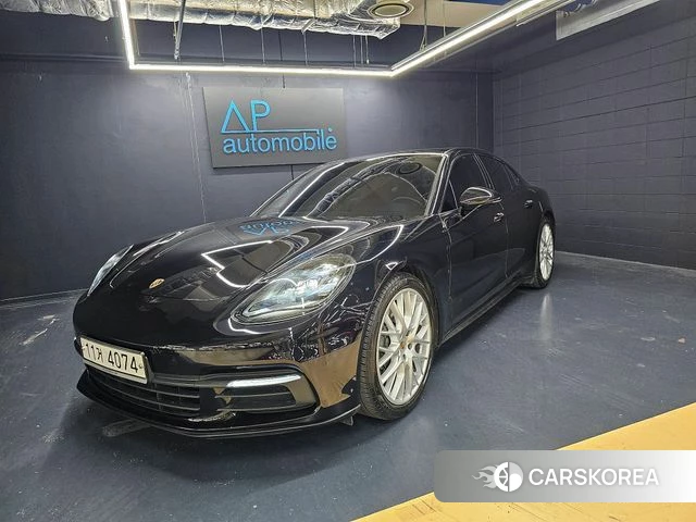 Porsche Panamera (971) 2018 Черный из Кореи