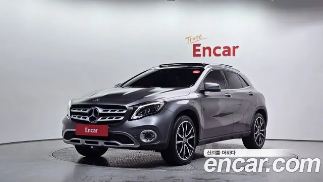 Mercedes-Benz GLA-Class X156 2018 Серый из Кореи