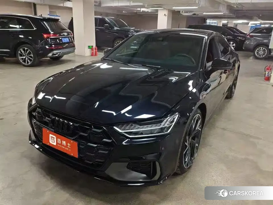 Audi A7L 2025 Черный из Китая