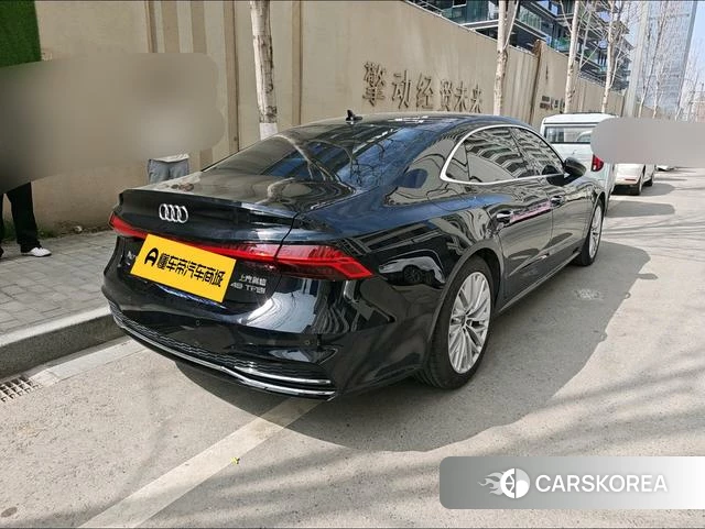 Audi A7L 2024 Черный из Китая
