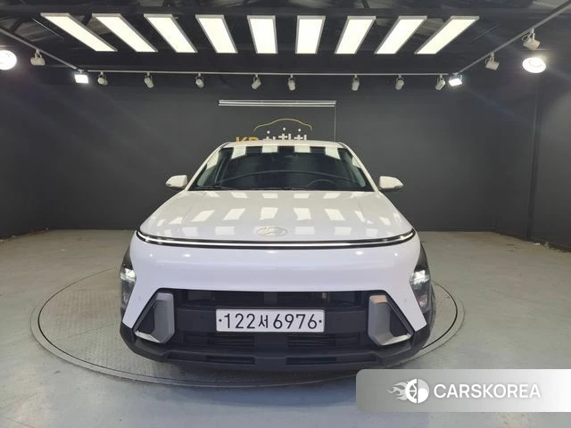 Hyundai Kona (SX2) 2023 Белый из Кореи