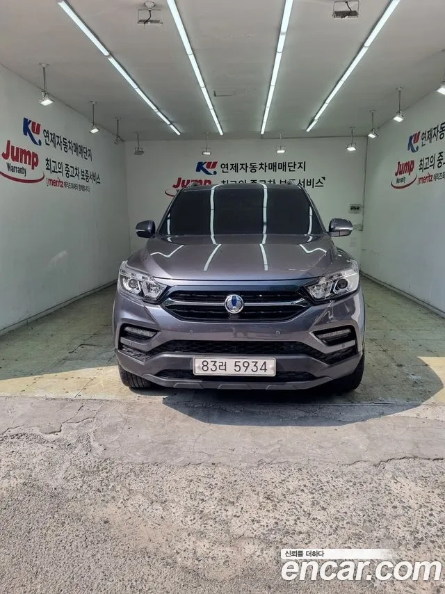 Ssangyong Rexton Sports 2020 Серый из Кореи