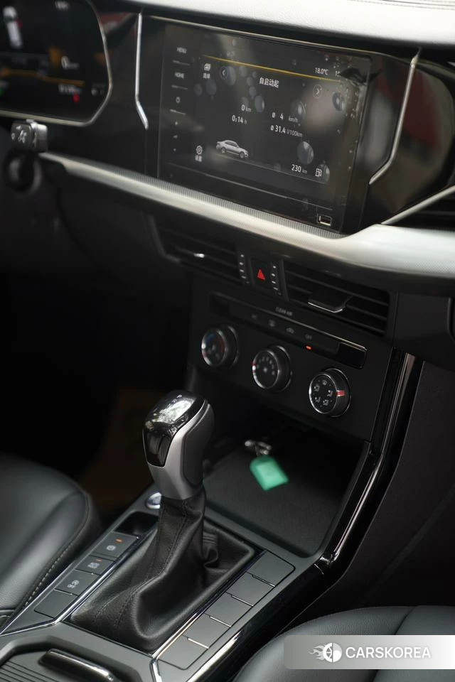 Volkswagen Passat 2024 Черный из Китая