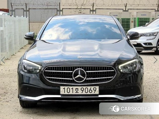 Mercedes-Benz E-Class W213 2021 Черный из Кореи