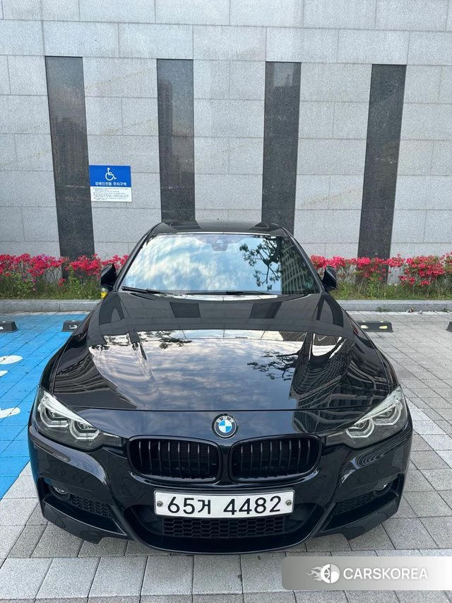 BMW 3 Series (F30) 2018 Черный из Кореи