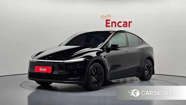 Tesla Model Y 2025 Черный из Кореи