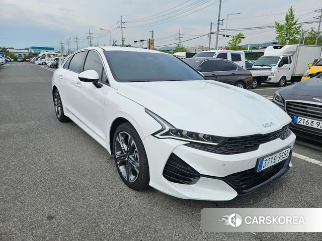 Kia The New K5 3rd generation 2023 Белый из Кореи