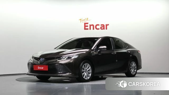 Toyota Camry (XV70) 2019 Цвет тростника из Кореи