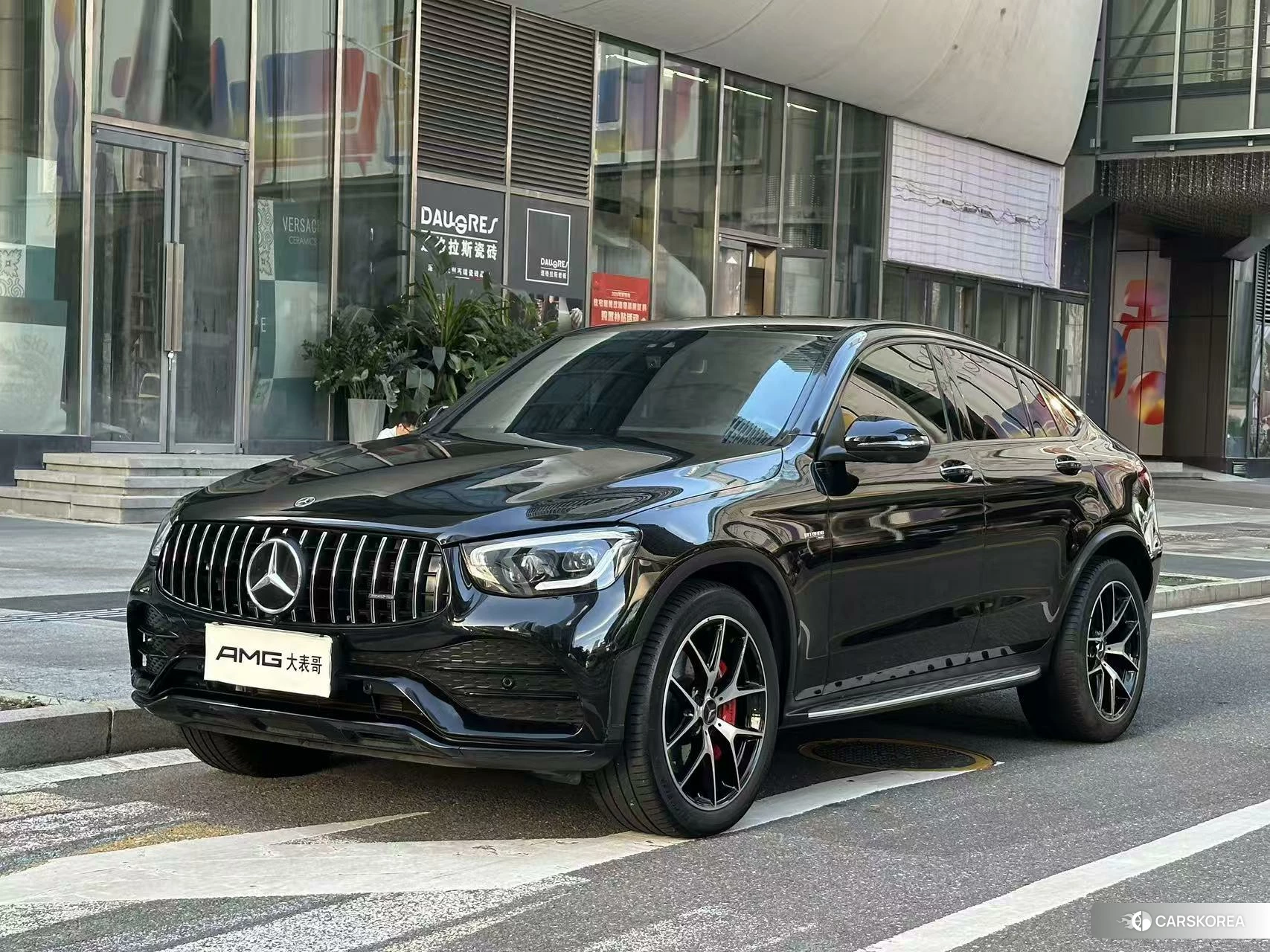 Mercedes-Benz AMG GLC 2021 Черный из Китая