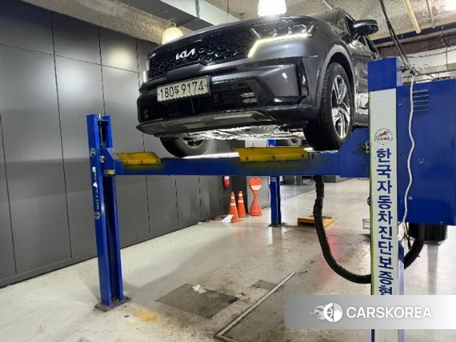 Kia Sorento 4th Generation 2023 Серебристо-серый из Кореи