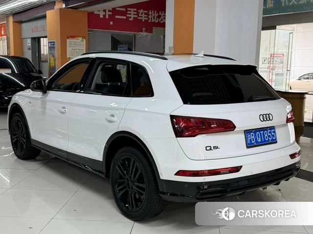 Audi Q5L 2020 Белый из Китая