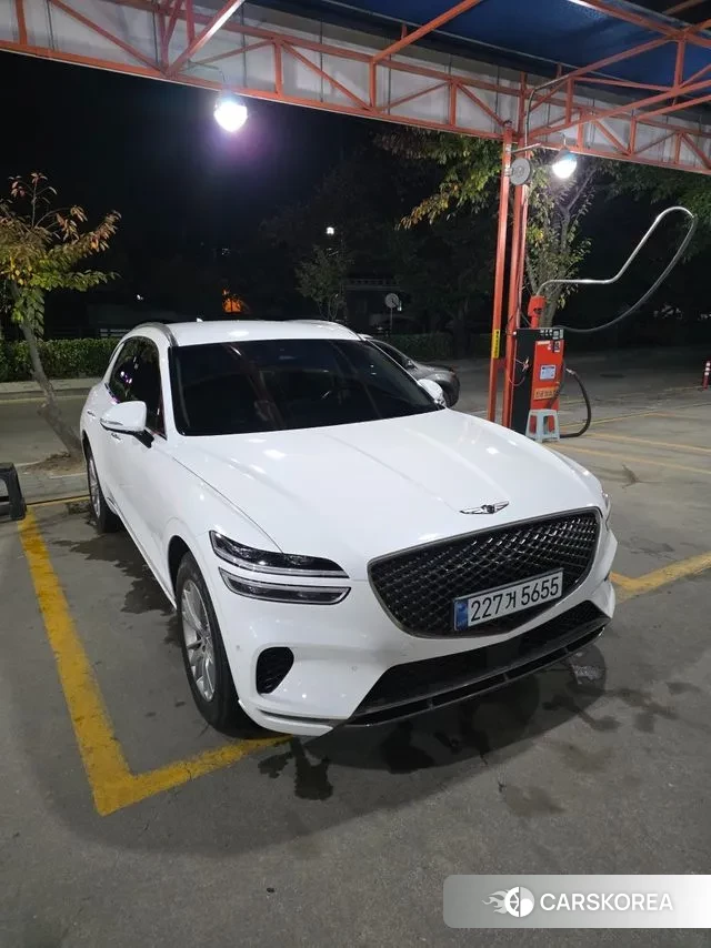 Genesis GV70 2023 Белый из Кореи