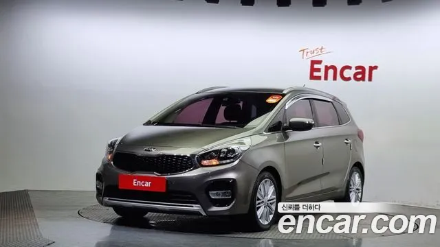 Kia The New Carens 2018 Серебристо-серый из Кореи