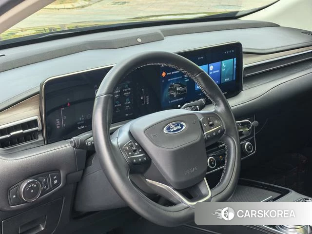 Ford Sharp World 2022 Черный из Китая