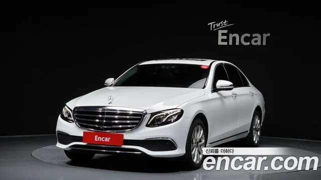 Mercedes-Benz E-Class W213 2020 Белый из Кореи