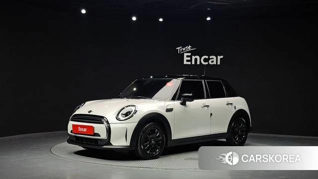 Mini Cooper 2023 Белый из Кореи
