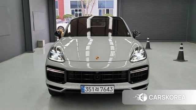 Porsche Cayenne (PO536) 2023 Серебристо-серый из Кореи