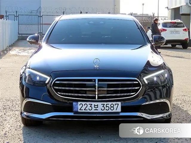 Mercedes-Benz E-Class W213 2022 Синий из Кореи