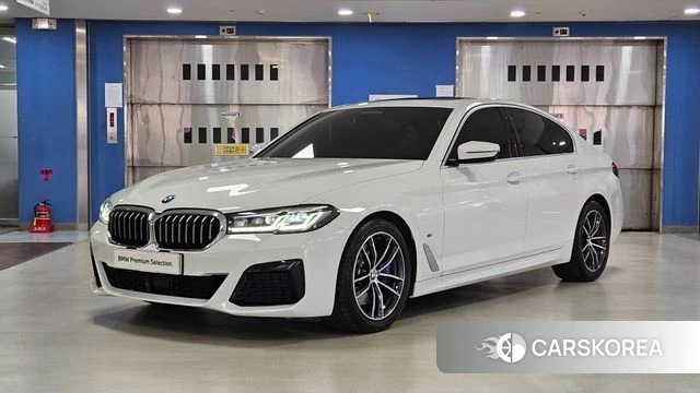 BMW 5 Series (G30) 2022 Белый из Кореи