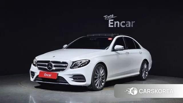 Mercedes-Benz E-Class W213 2020 Белый из Кореи