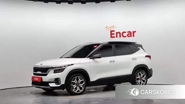 Kia Seltos 2020 Белый из Кореи