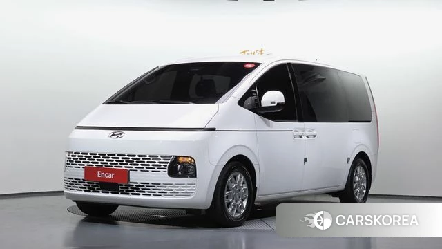 Hyundai Staria 2022 Белый из Кореи