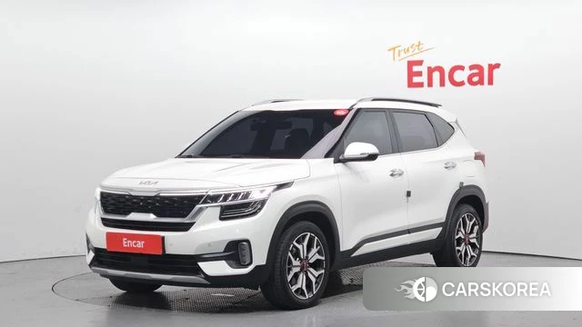 Kia Seltos 2022 Белый из Кореи