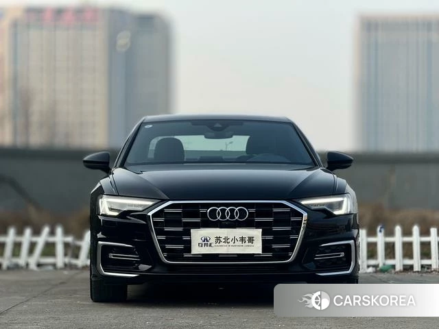 Audi A6L 2023 Черный из Китая