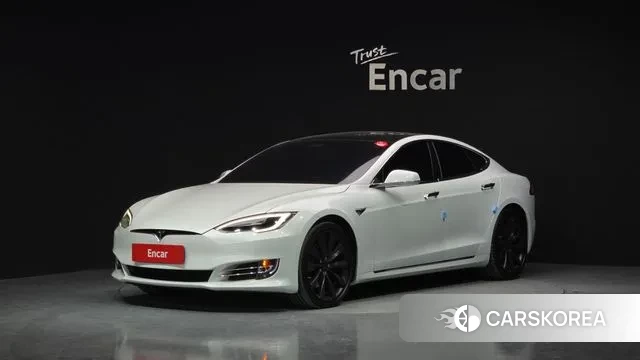 Tesla Model S 2020 Белый из Кореи