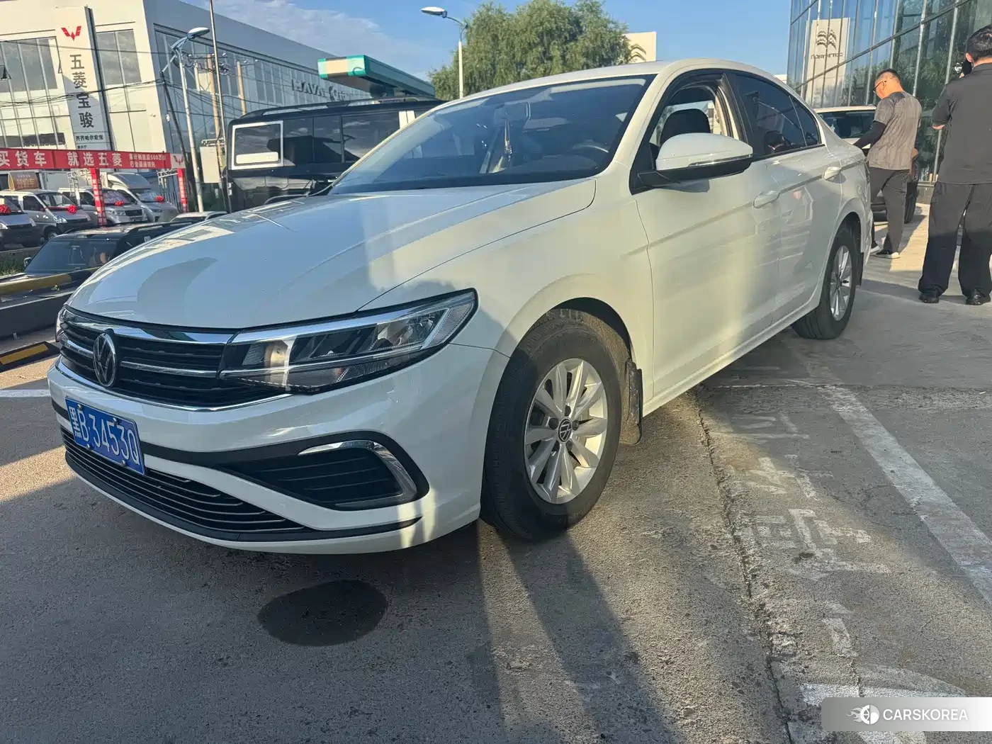 Volkswagen Bora 2023 Белый из Китая