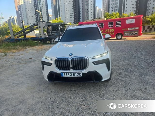 BMW X7 (G07) 2026 Белый из Кореи