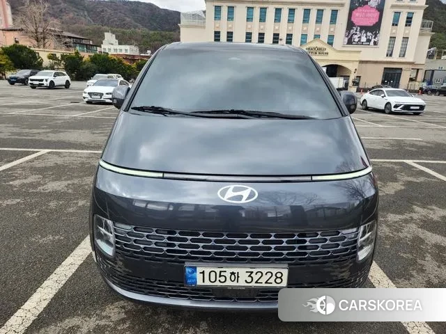 Hyundai Staria 2024 Серый из Кореи