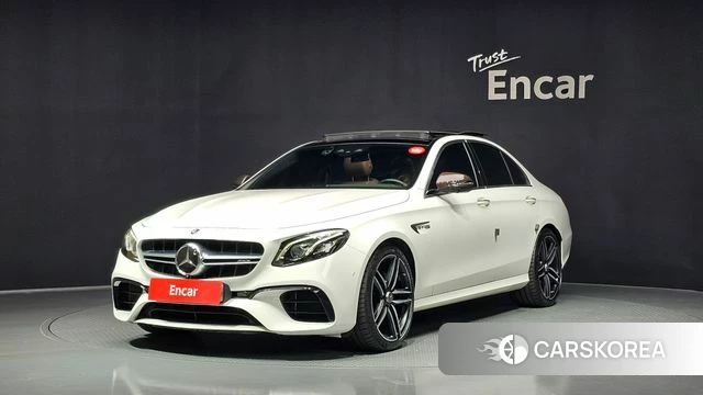 Mercedes-Benz E-Class W213 2019 Белый из Кореи
