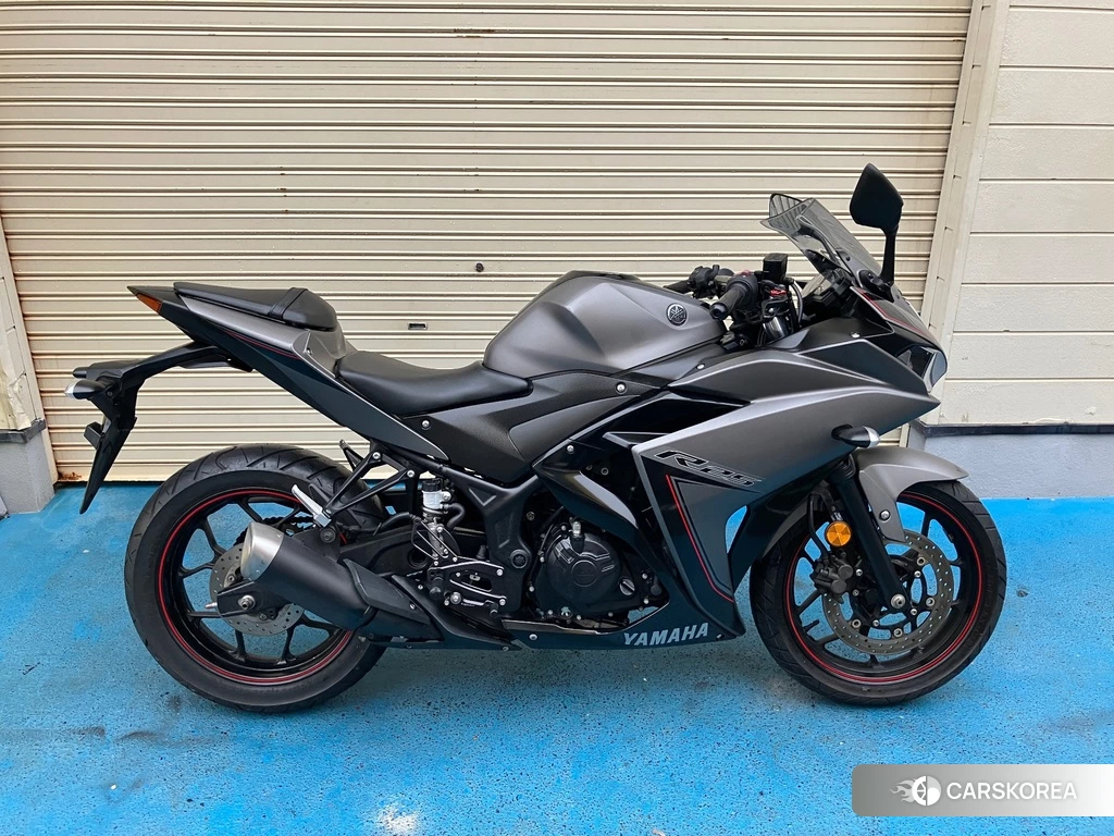 Проданный Yamaha YZF-R25 2016 из Японии