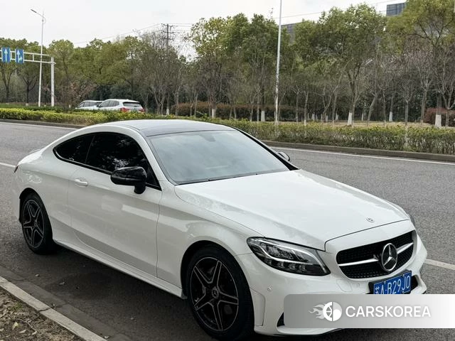 Mercedes-Benz Class C (imported) 2023 Белый из Китая