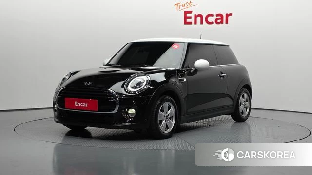 Mini Cooper 2019 Черный из Кореи