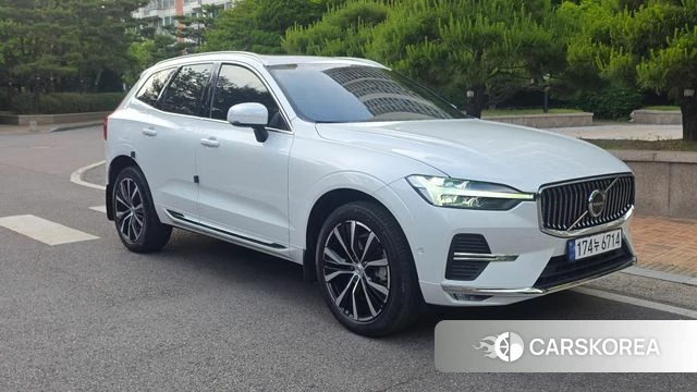 Volvo XC60 second Generation 2023 Белый из Кореи