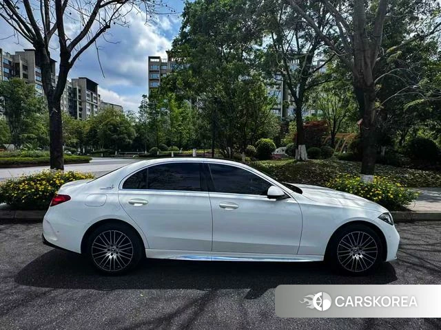 Mercedes-Benz Class C 2024 Белый из Китая