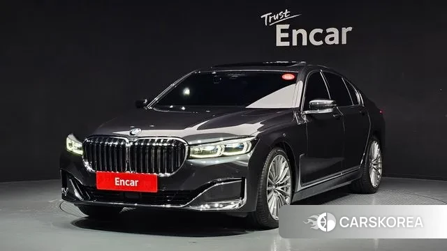 BMW 7 Series (G11) 2022 Серый из Кореи